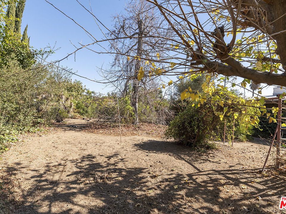 2nd image of 0 Valley View Rd