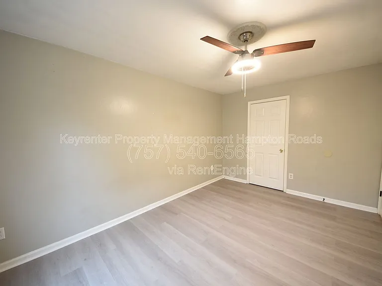 405 Clifton St #A — Photo 17