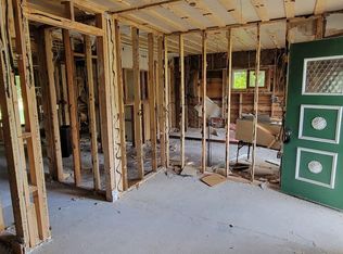 4914 Main St, Onekama, MI 49675