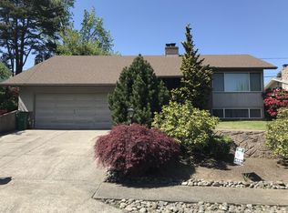 11525 SW Cardinal Ter, Beaverton, OR 97008