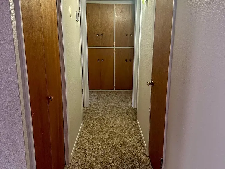 2104 W Runyan Ave — Photo 9