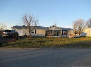 506 E Pilgrim Way, Salem, IN 47167