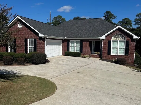 655 Saint Ives Dr, Athens, GA 30606