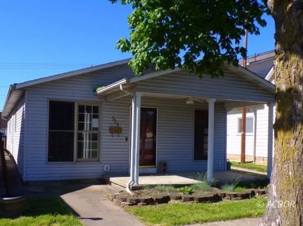 529 E 2nd St, Logan, OH 43138