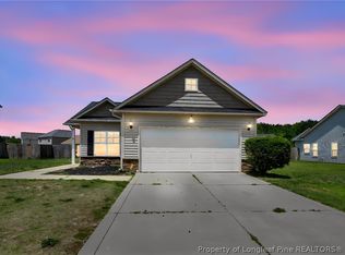 695 Broad Dr, Raeford, NC 28376