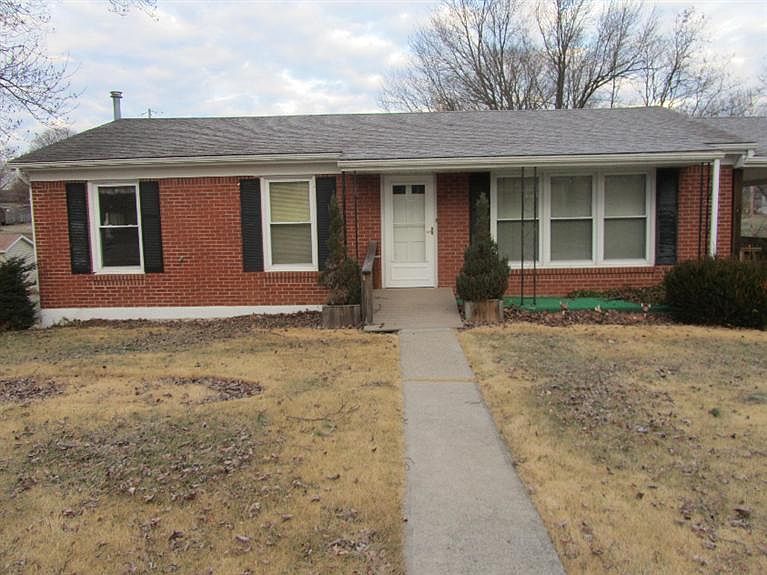 1st image of 275 Lakeview Dr