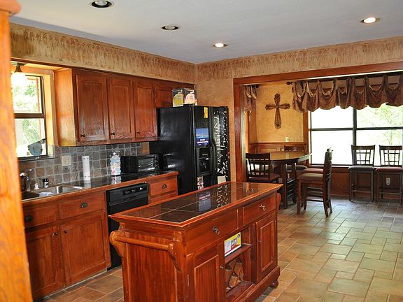 Large Kitchen
