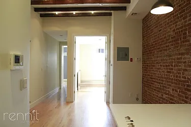 Rented by Rennit Inc.