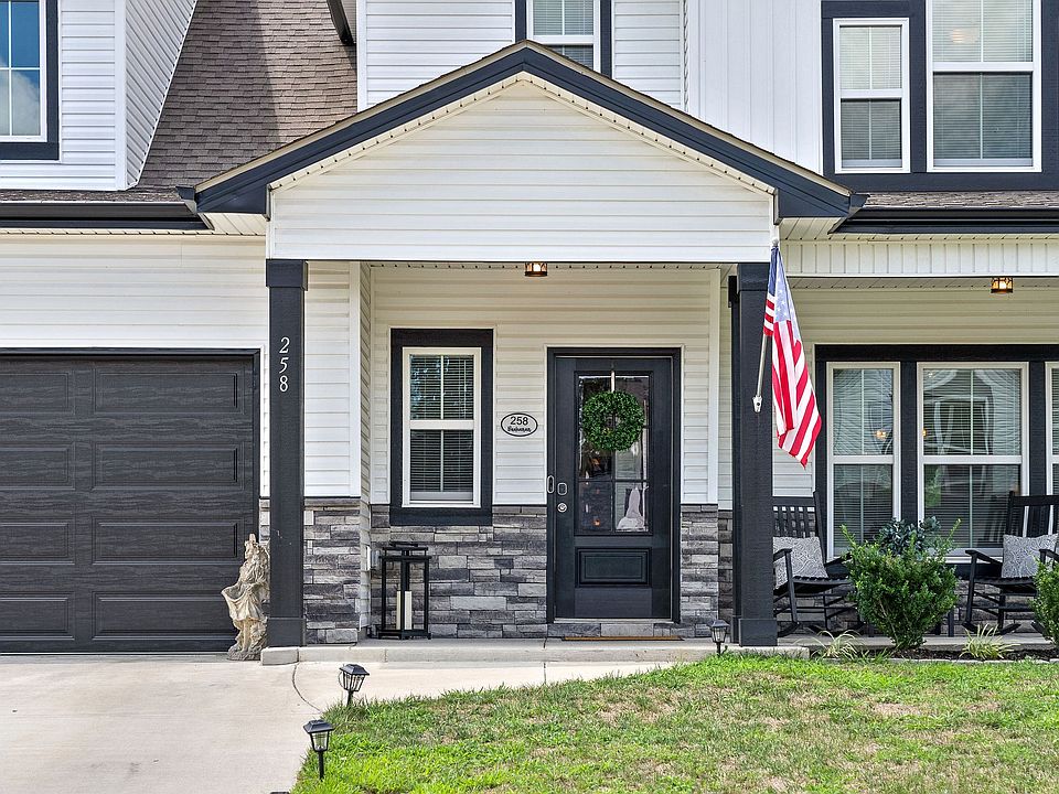 1st image of 258 Crusaw Dr