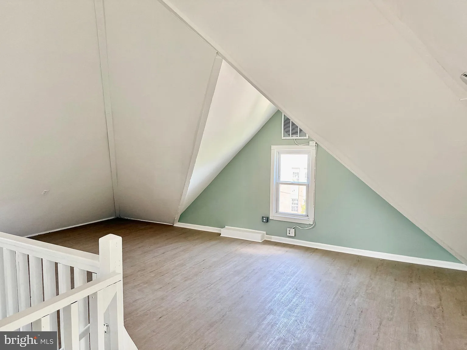 2 bed, 2000 sqft, $1,795 — Photo 4