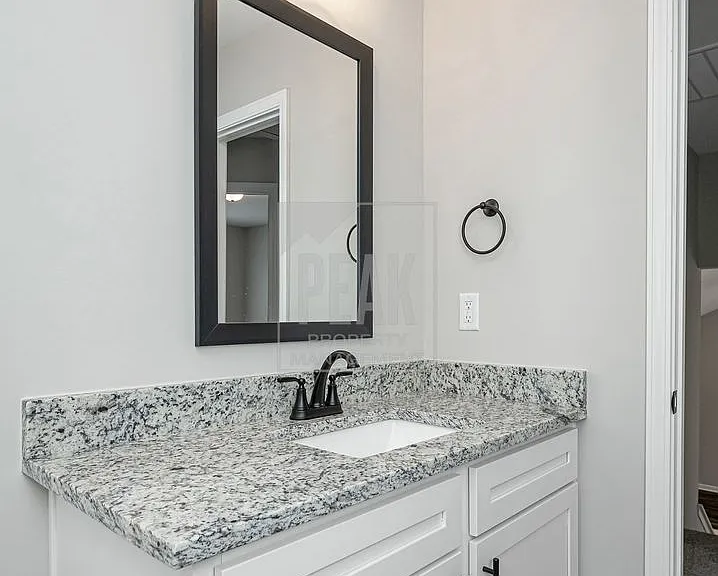 390 Woodland Cir — Photo 42