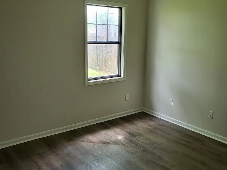 820 Smith Ave — Photo 25