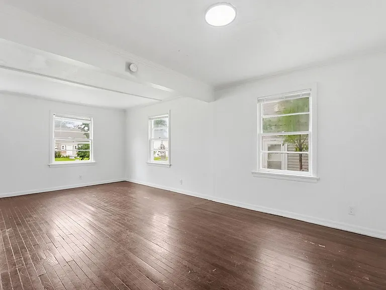 4029 Weisser Park Ave — Photo 11