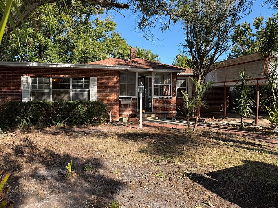 1st image of 3813 W De Leon St