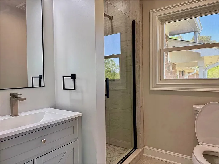 2360 Gravel Springs Rd — Photo 9