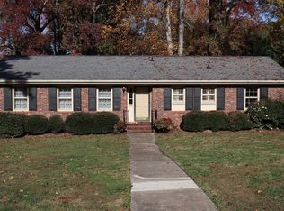 201 Dalewood Dr, Simpsonville, SC 29681