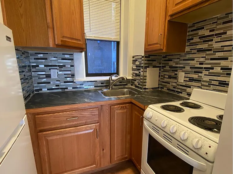 69 Gainsborough St #5 — Photo 17