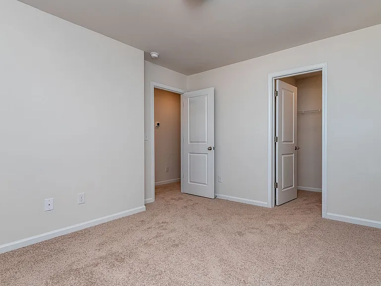 437 Yellow Fox Rd — Photo 25