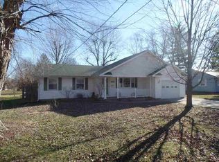 869 6th St NE, Linton, IN 47441