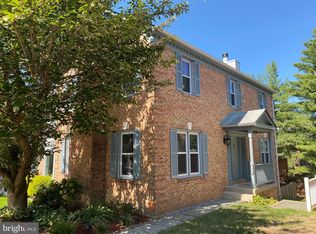 7324 Mallory Cir, Alexandria, VA 22315