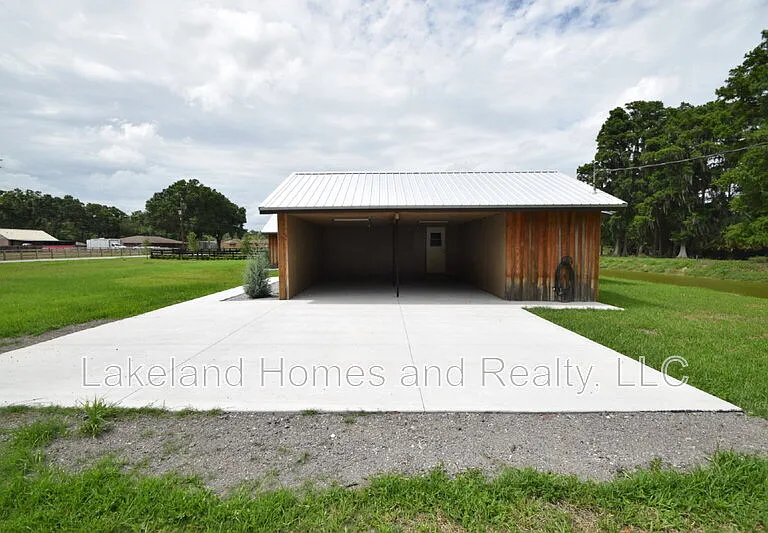 210 Josh Reynolds Rd — Photo 9
