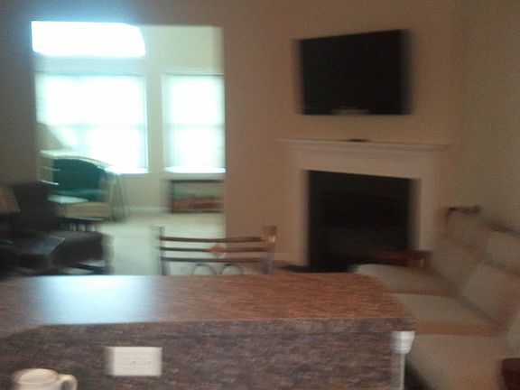 5th image of 330 Patriot Ln