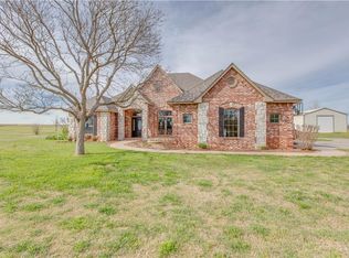 5401 Hidden Meadow Dr, Mustang, OK 73064