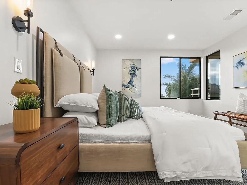 1st image of 5726 La Jolla Blvd #5726/206
