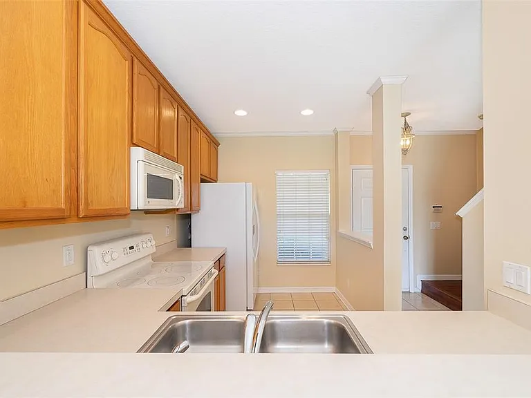 3383 Wilshire Way Rd — Photo 9