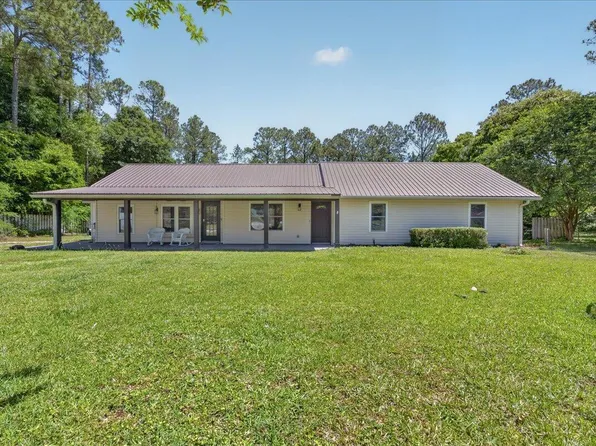 6165 Garden City Rd, Crestview, FL 32539