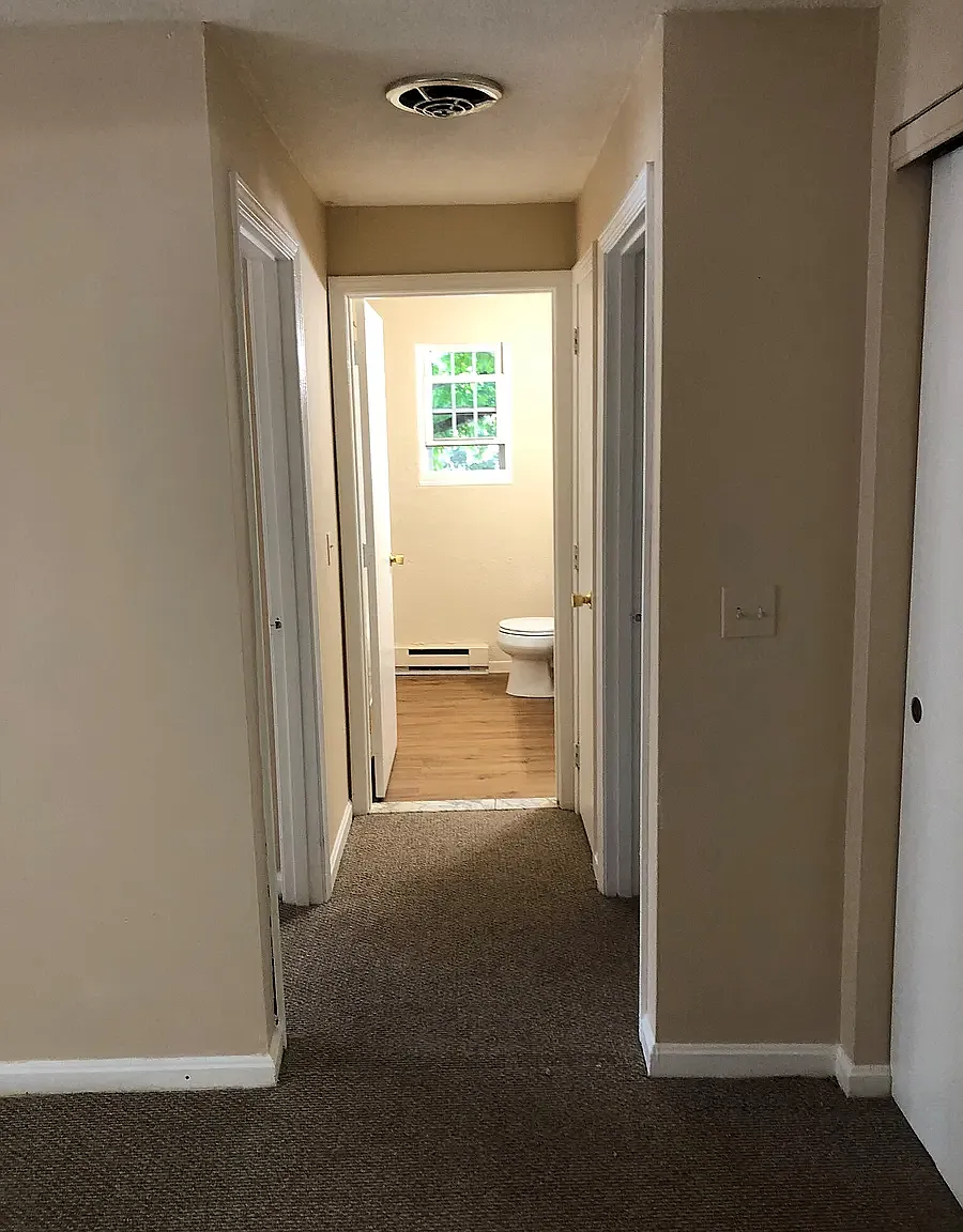 Barker Avenue Apartments — Photo 4