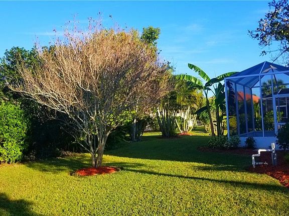 3rd image of 710 Silk Oak Dr