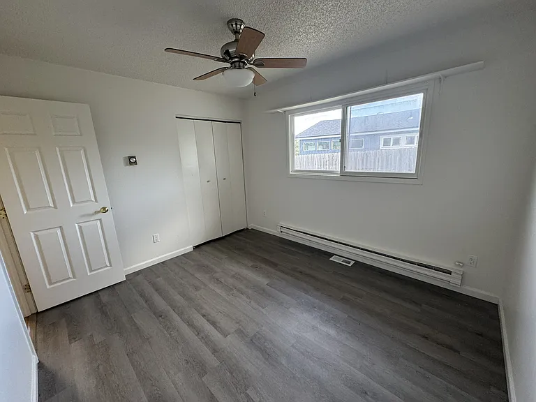 4207 Hayes St #B — Photo 4