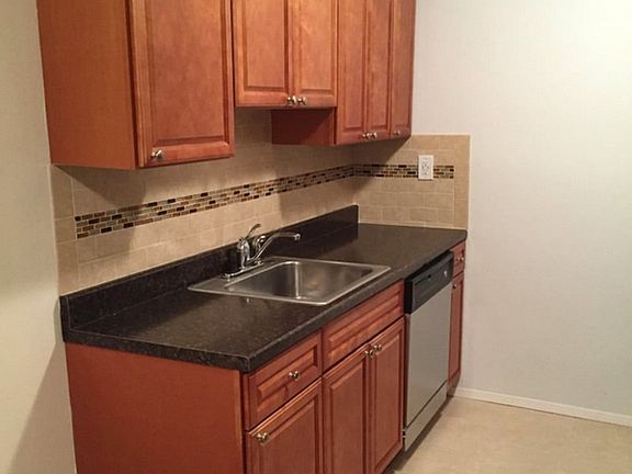 5th image of 2619 Jerusalem Ave #G