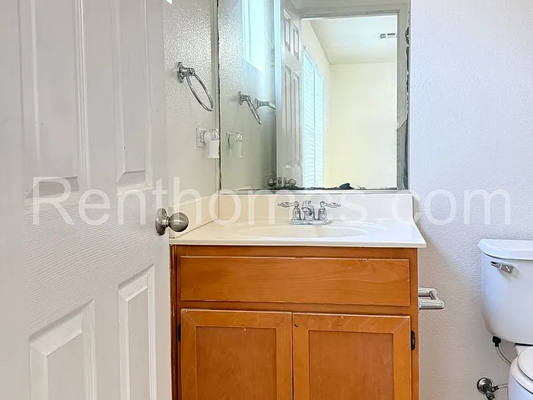 1603 White Hickory Pl — Photo 24