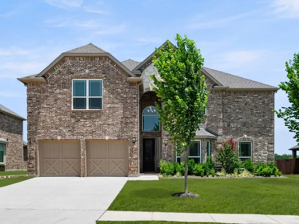 2610 White Plains Dr, Midlothian, TX 76065
