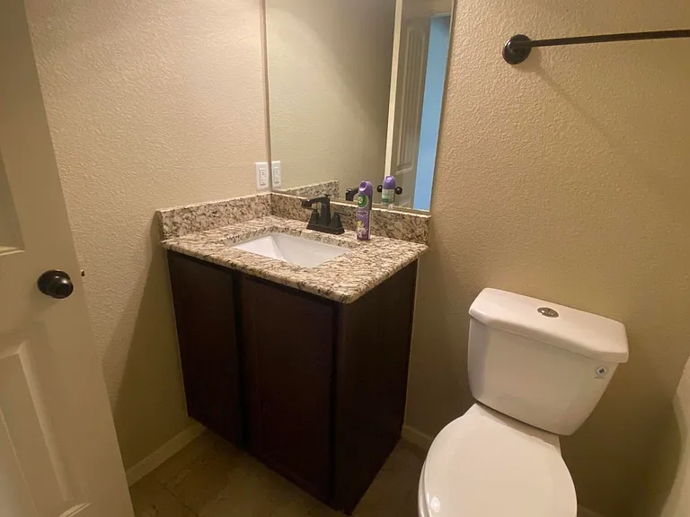 408 La Puesta Dr — Photo 8