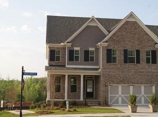 1245 Roswell Manor Cir, Roswell, GA 30076