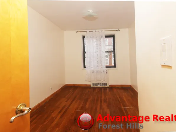 102-18 64th Avenue image 14 of 33