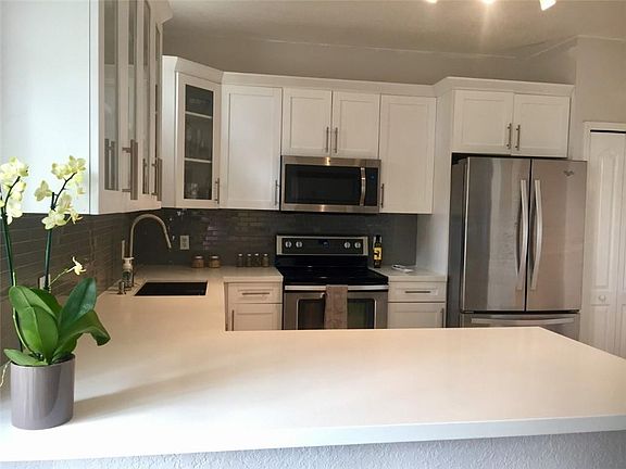 4th image of 4381 SW 160th Avenue #105