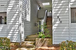 1st image of 900 Colley Ave APT 2