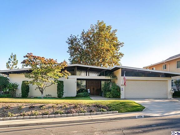 3rd image of 2628 Pinelawn Dr
