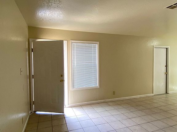 4th image of 2630 & 2632 Plantation Pl #2630