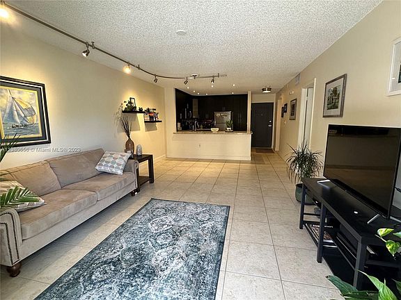 5th image of 7740 Camino Real #G-205