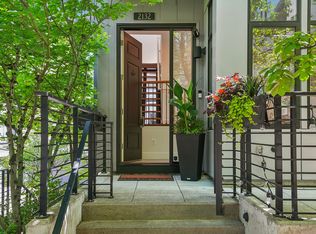 2132 NW 16th Ave, Portland, OR 97209