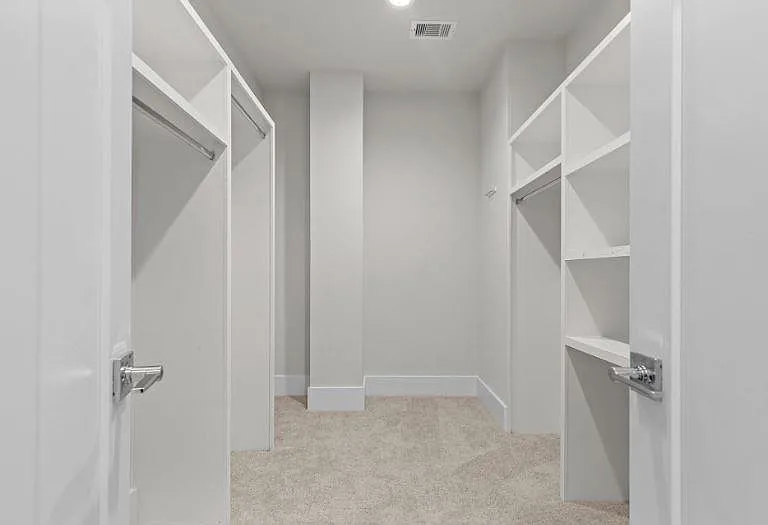836 Fisher St #D — Photo 17