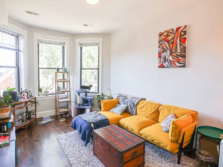 2341 W Charleston St #3F — Photo 3
