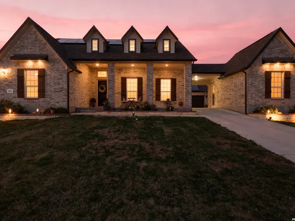 499 poe, Castroville, TX 78009