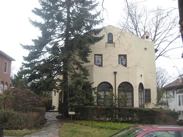 1st image of 11929 83rd Ave