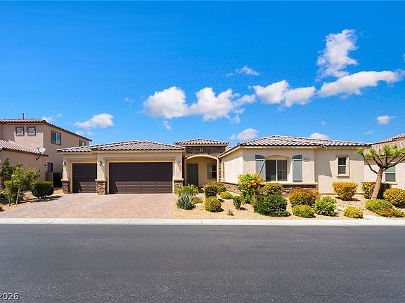 4th image of 9772 Mosaic Canyon Ct